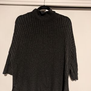 LOFT Dark Gray Turtleneck  Sweater Size Small
